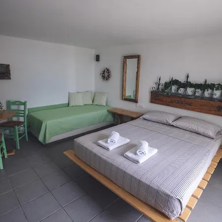 Апартаменты Castria Киония