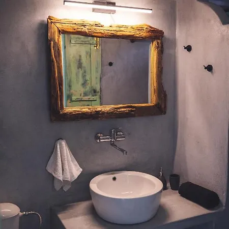 Apartment Castria *