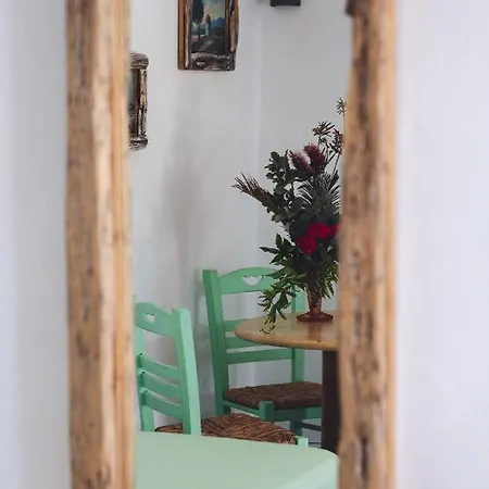 Castria Apartment