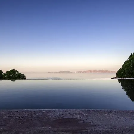 Castria * Κιόνια