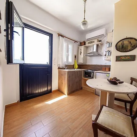 Apartment Castria Kionia