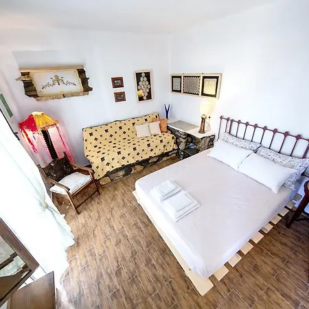 Apartment Castria *